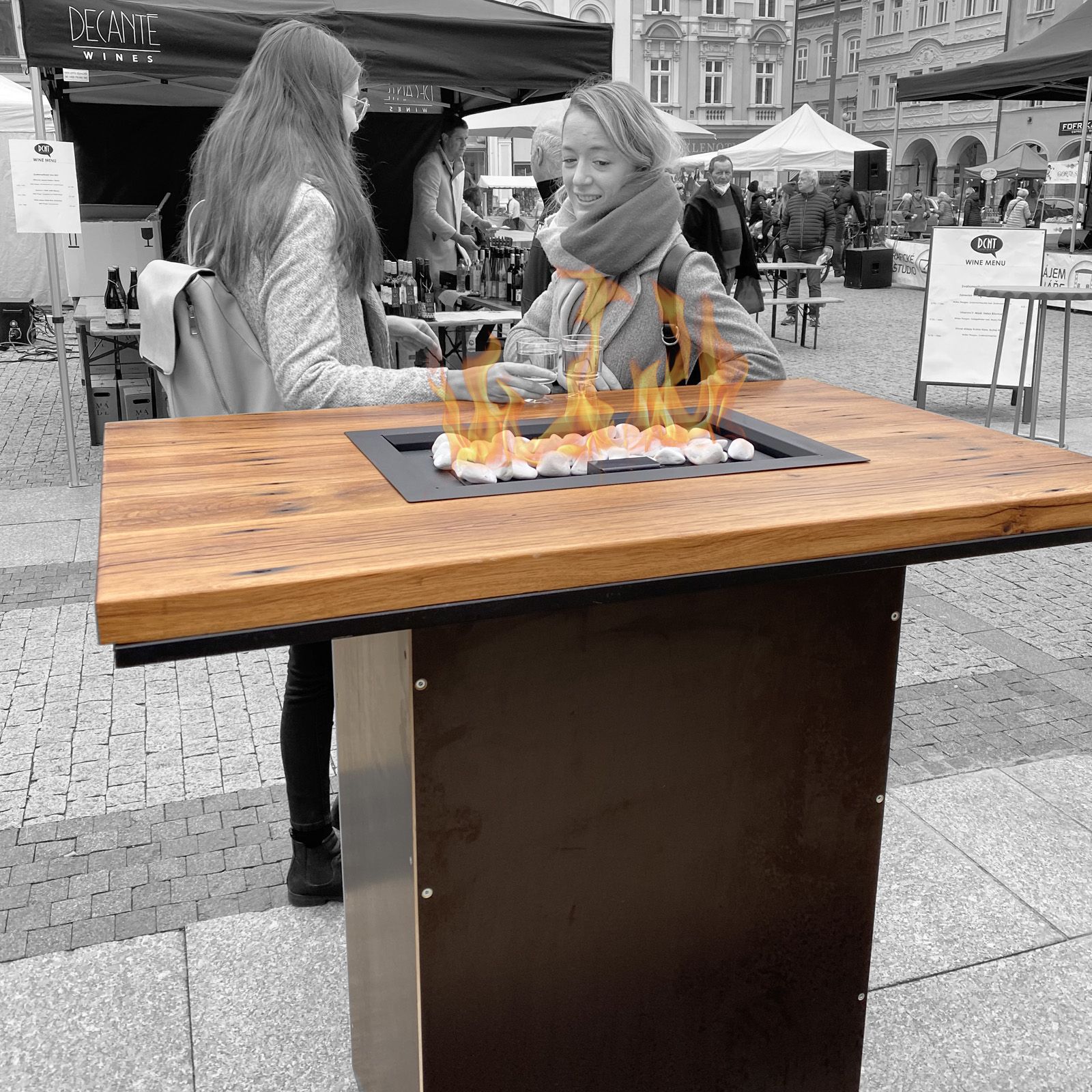 Stůl s ohněm